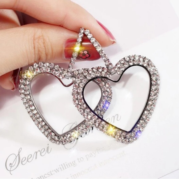 Bling Heart Earrings - Picture 3 of 3